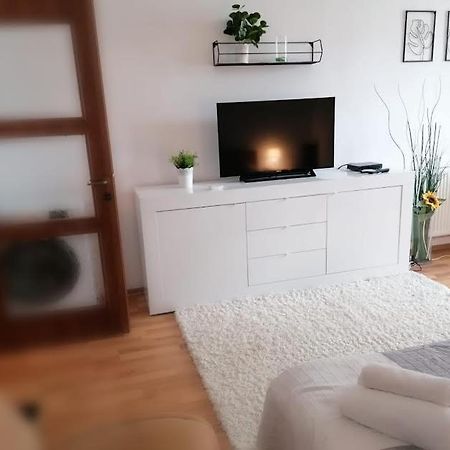 Nexus Studio Deluxe Miercurea Ciuc Buitenkant foto